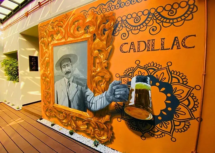 Cadillac Boutique Hotel 4*