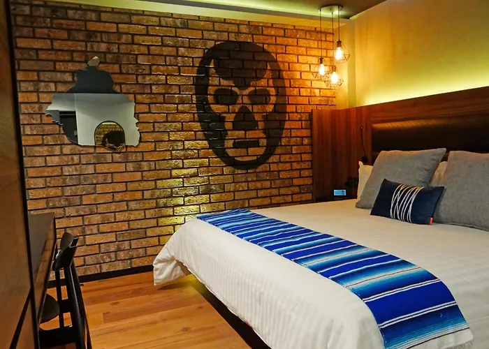 Cadillac Boutique Hotel 4*